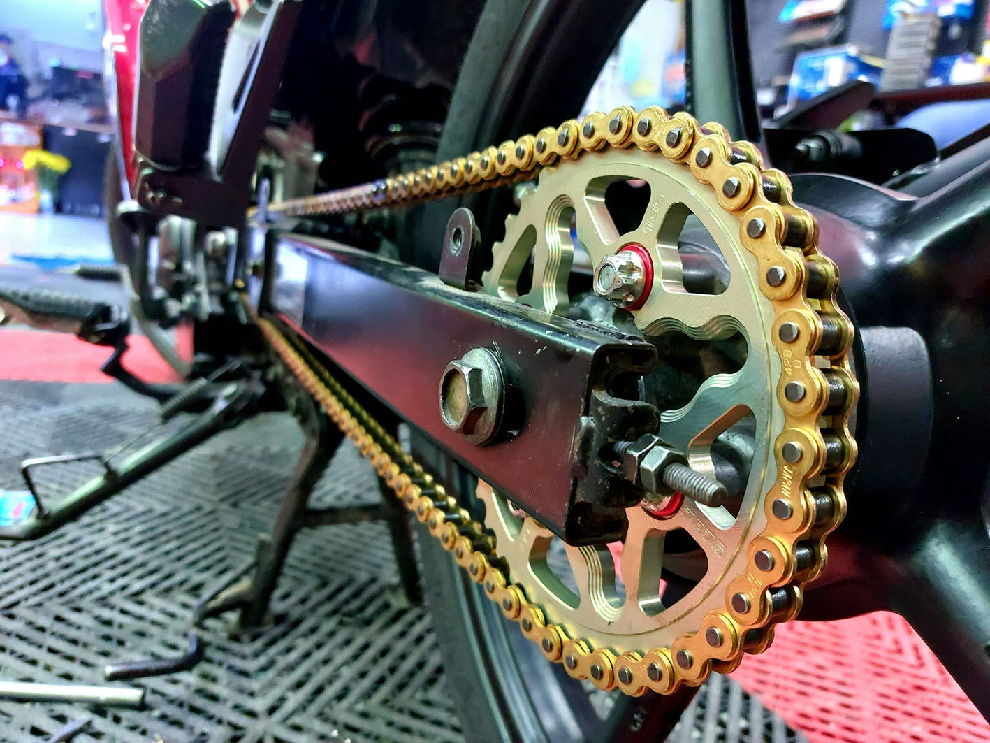 476948675_2250318445403294_56892