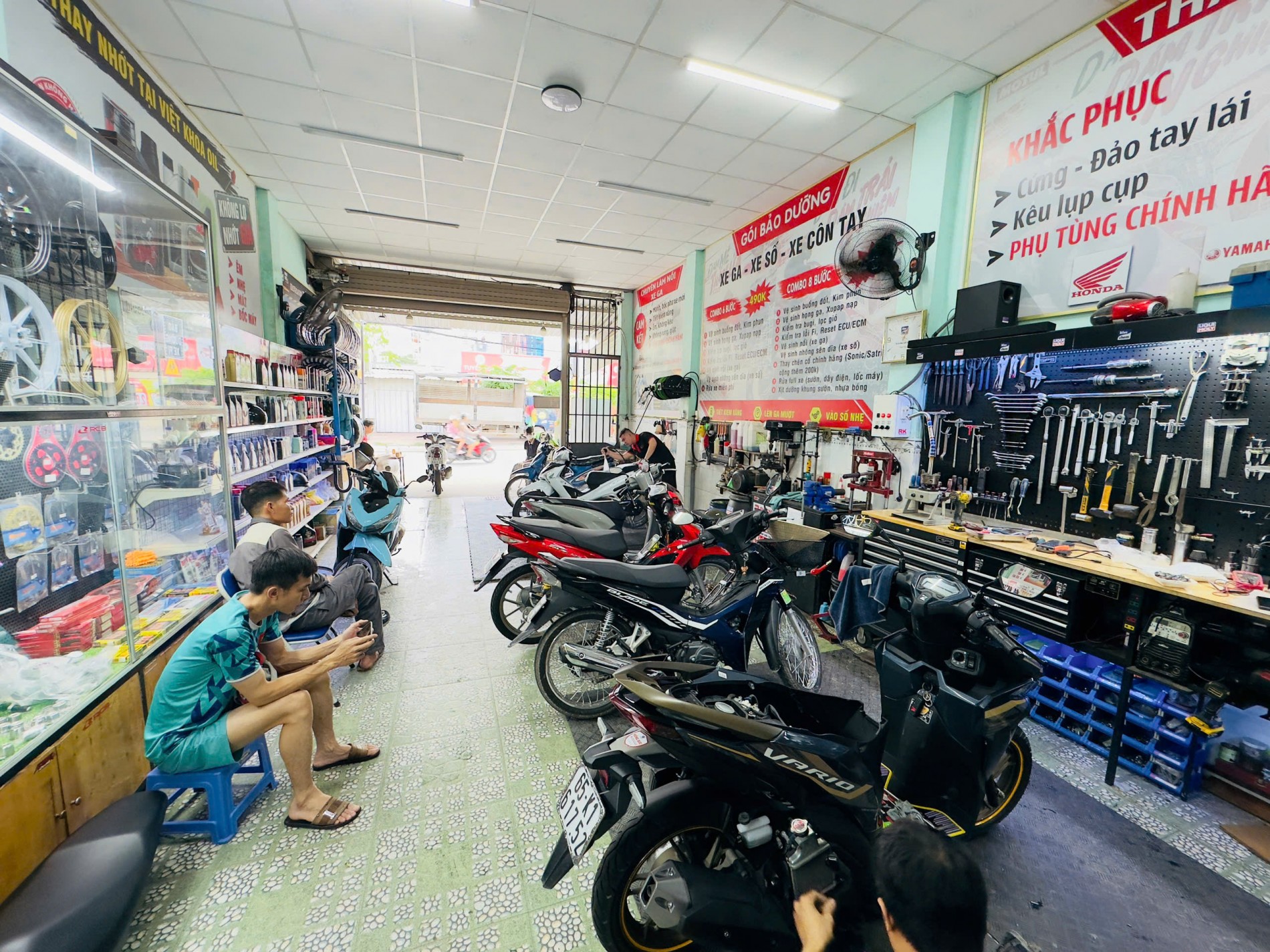 z6707144175164_75662dad5c6fe0303255d4c796f13ba9